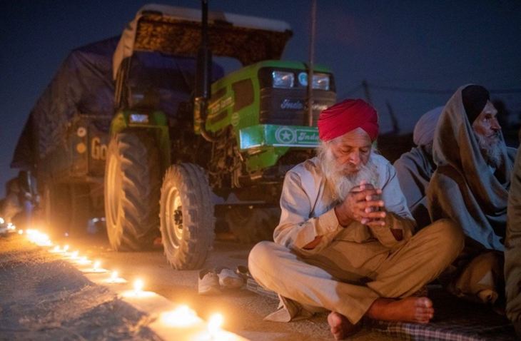 Фермеры протестуют по всей Индии из-за реформы аграрного рынка - фото