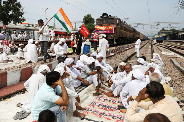 10 Bulan Puluhan Ribu Petani India Kemah di Jalan Protes UU Pertanian