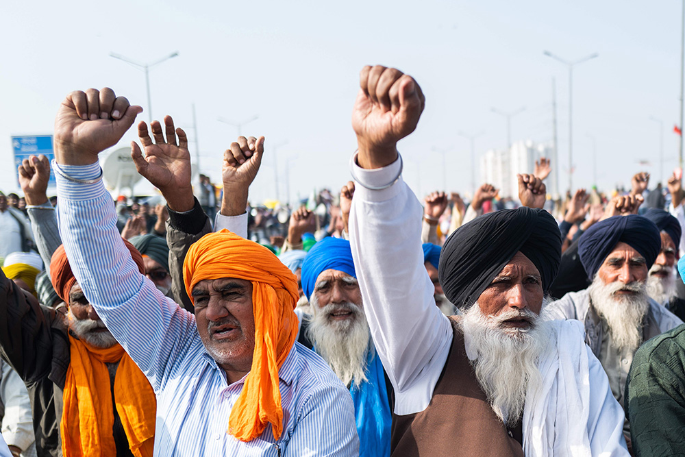 当地时间2020年12月14日，印度北方邦加济布尔，农民在进行抗议活动。人民视觉 资料图